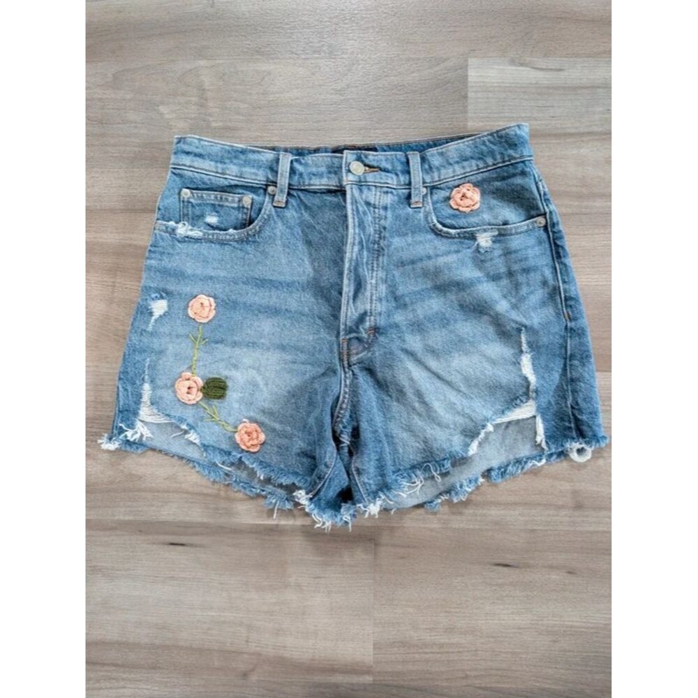 Lucky Brand 90s Midi High Rise Shorts with Floral Embroidery, Size 10/30 (D3)